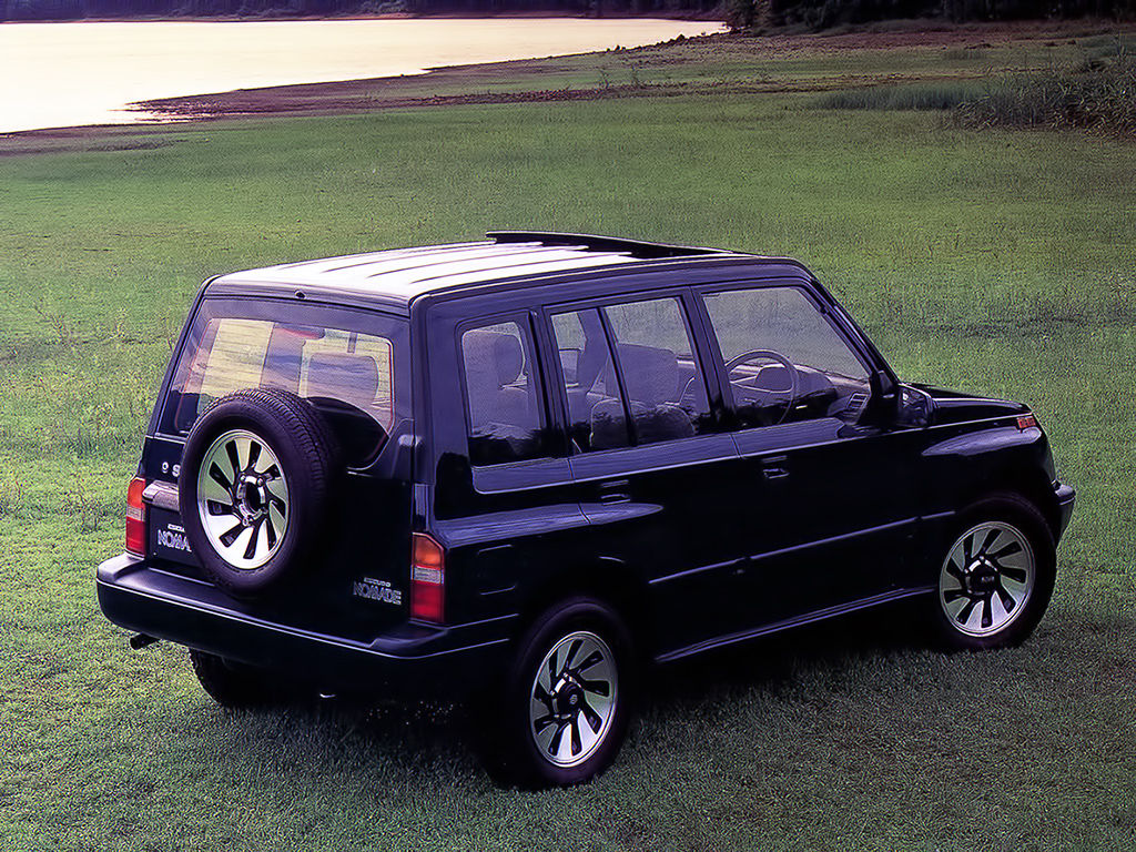 Suzuki Escudo  2 0i 140 Hp 